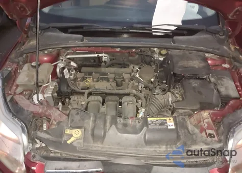 2013 Ford Focus Se z USA, uszkodzony, nr VIN 1FADP3K22DL327040